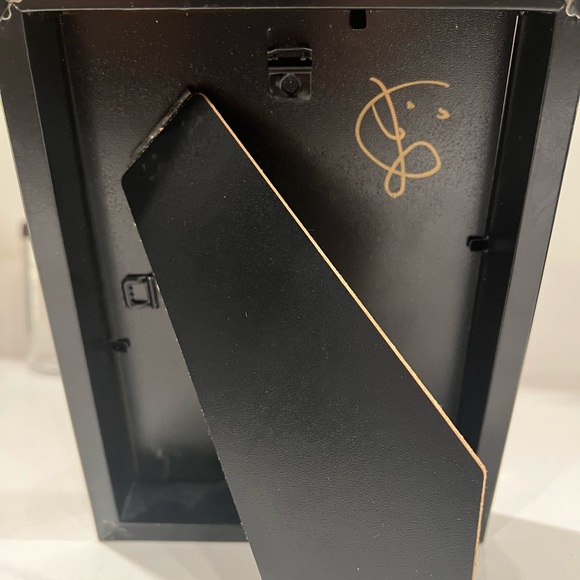 Eleven (Stranger things) Comic Con NYC art - Picture 2 of 2